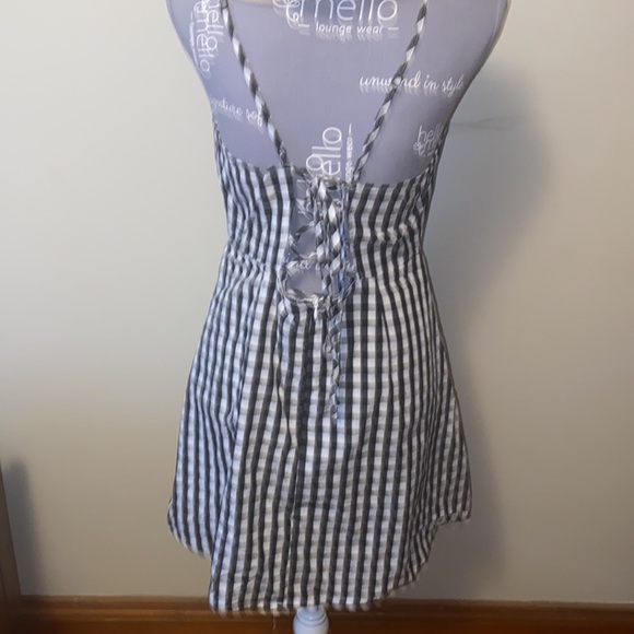 🌈Black & White spaghetti strap checkered plaid summer dress size medium🌈 - Picture 5 of 9